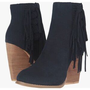 Very Volatile  Dreamcatch  blue Suede Fringe Booties suede size 8.5
